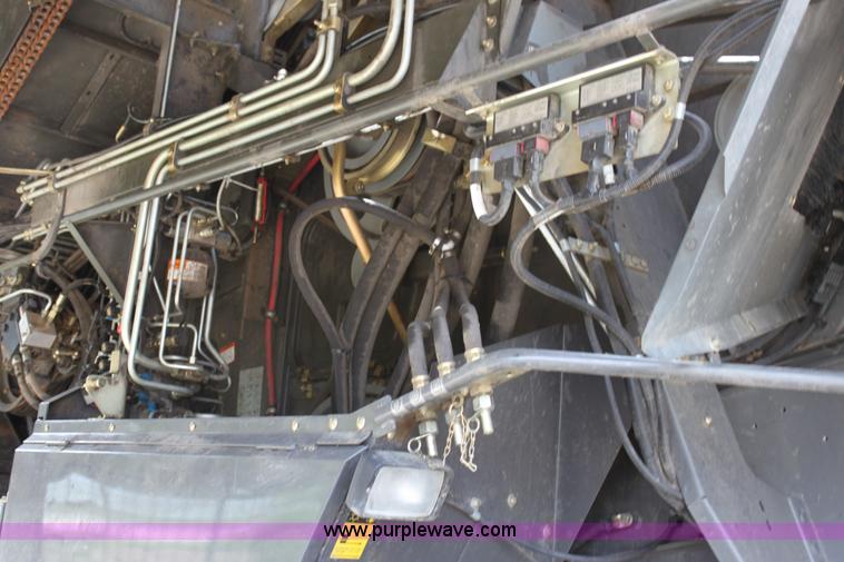 image for item A2010 2006 Lexion 585R RWA combine