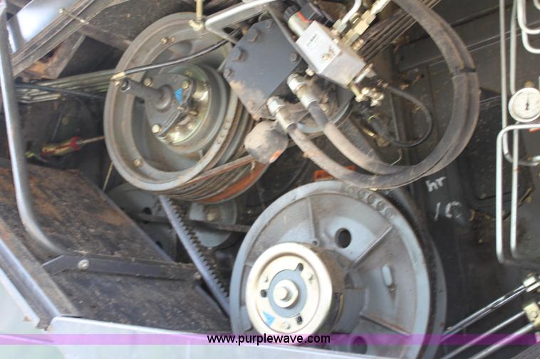 image for item A2010 2006 Lexion 585R RWA combine