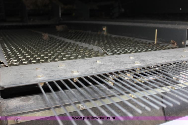 image for item A2010 2006 Lexion 585R RWA combine