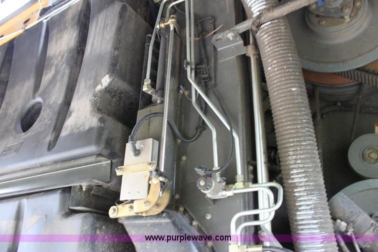 image for item A2010 2006 Lexion 585R RWA combine