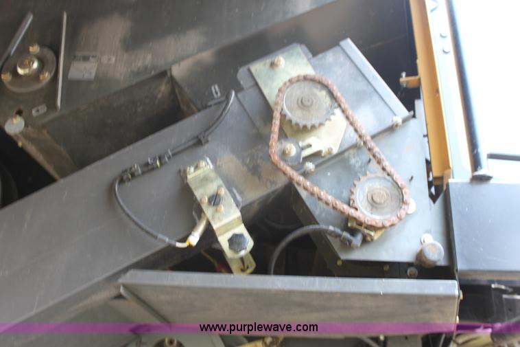 image for item A2010 2006 Lexion 585R RWA combine