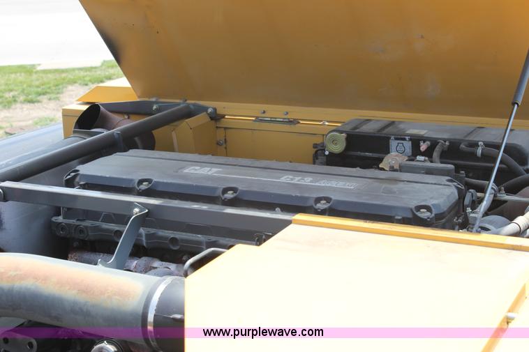 image for item A2010 2006 Lexion 585R RWA combine