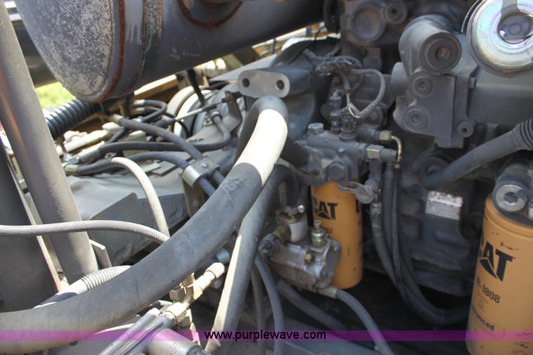 image for item A2010 2006 Lexion 585R RWA combine