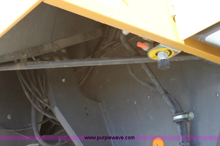 image for item A2012 2006 Lexion 585R RWA combine