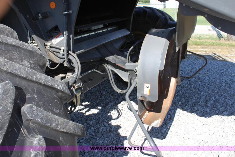 image for item A2012 2006 Lexion 585R RWA combine