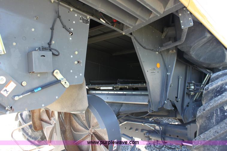 image for item A2012 2006 Lexion 585R RWA combine