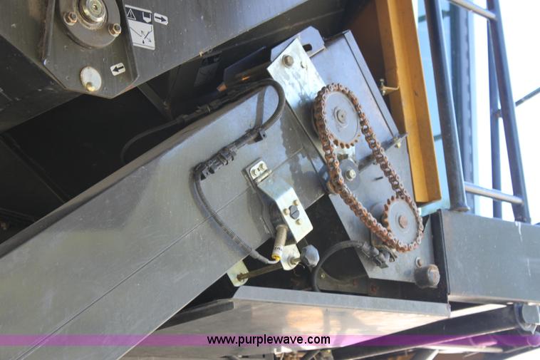 image for item A2012 2006 Lexion 585R RWA combine