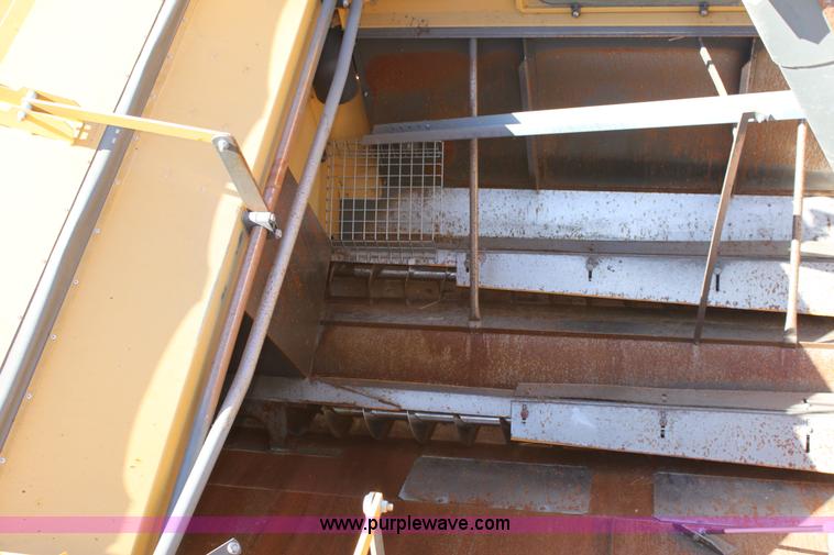 image for item A2012 2006 Lexion 585R RWA combine