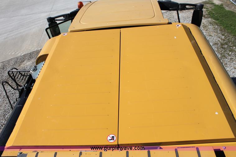 image for item A2012 2006 Lexion 585R RWA combine