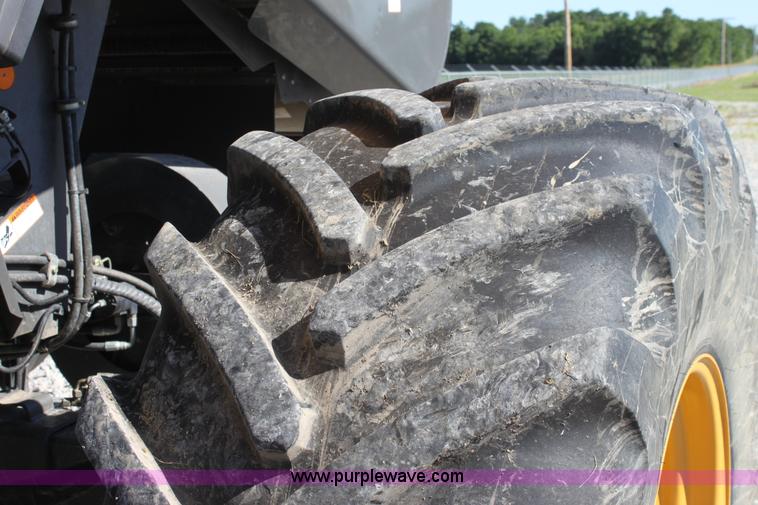 image for item A2012 2006 Lexion 585R RWA combine