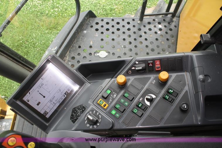 image for item A2014 2008 Lexion 570R RWA combine