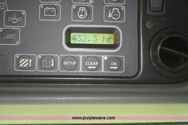 image for item A2015 2005 Challenger 660 RWA combine