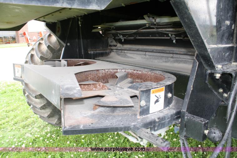 image for item A2015 2005 Challenger 660 RWA combine