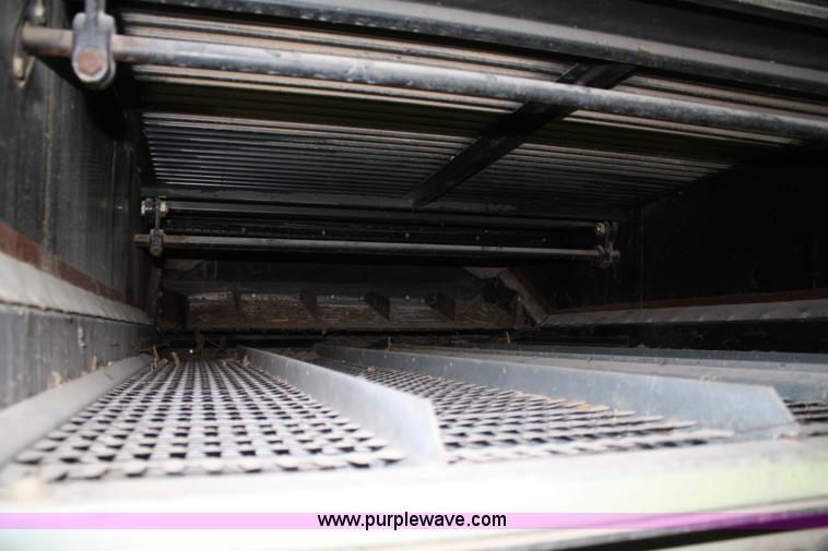 image for item A2015 2005 Challenger 660 RWA combine