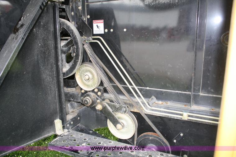 image for item A2015 2005 Challenger 660 RWA combine