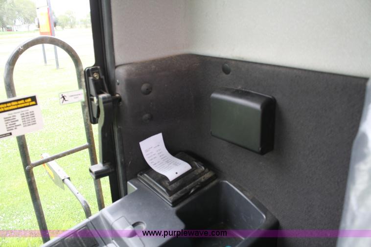 image for item A2019 2008 Lexion 570R RWA combine