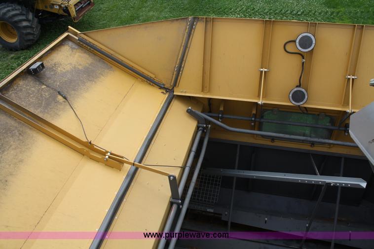 image for item A2019 2008 Lexion 570R RWA combine