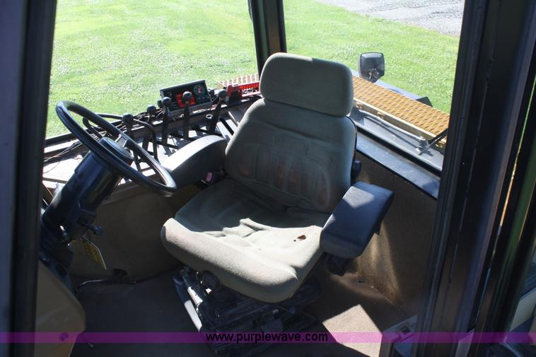 image for item A2021 1995 Caterpillar Challenger 65C tractor