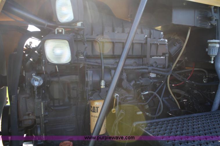 image for item A2021 1995 Caterpillar Challenger 65C tractor