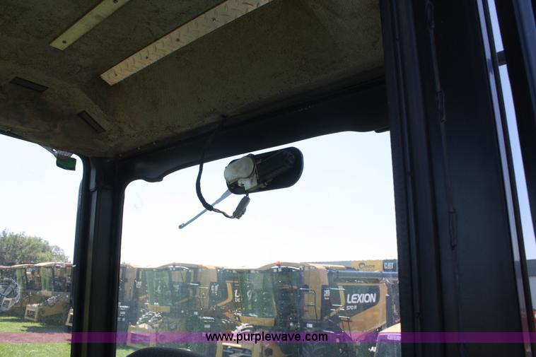 image for item A2022 1996 Caterpillar Challenger 65D tractor