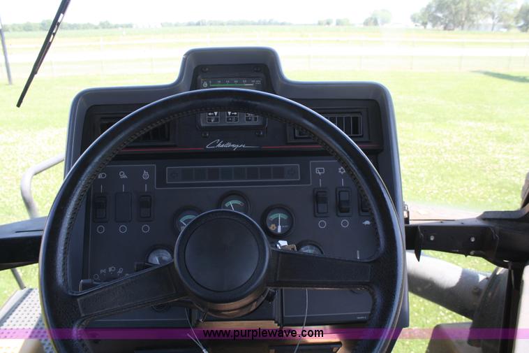 image for item A2022 1996 Caterpillar Challenger 65D tractor