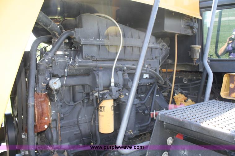 image for item A2022 1996 Caterpillar Challenger 65D tractor