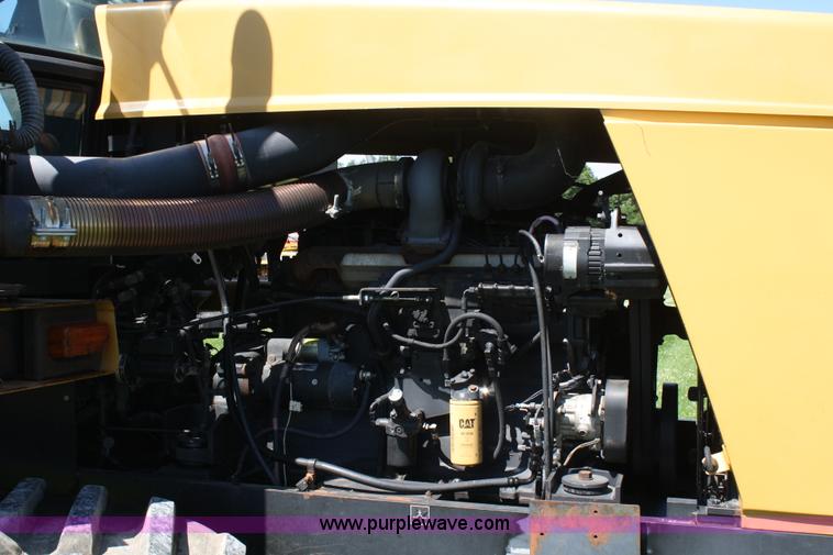 image for item A2022 1996 Caterpillar Challenger 65D tractor