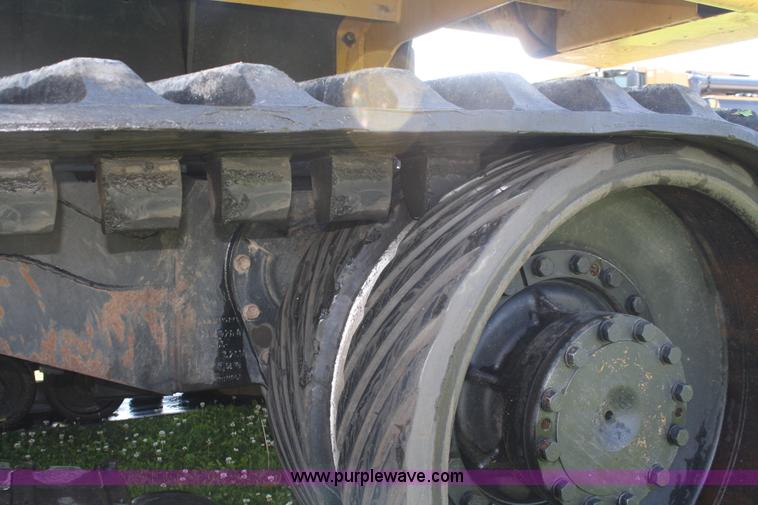 image for item A2022 1996 Caterpillar Challenger 65D tractor