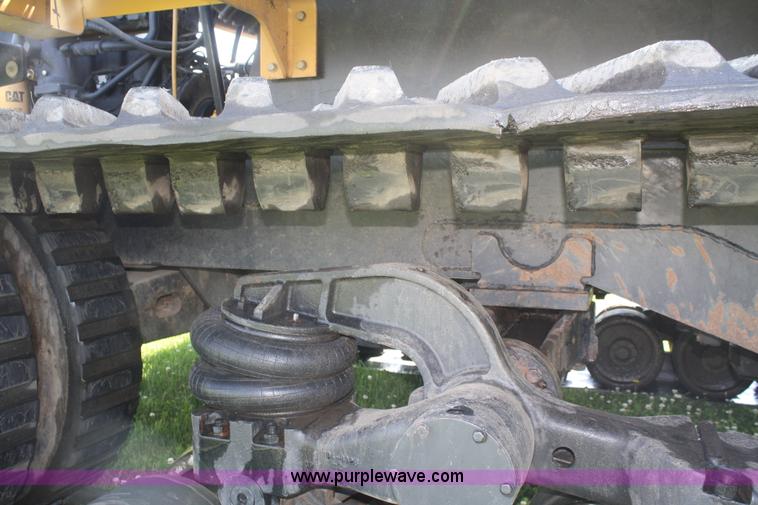 image for item A2022 1996 Caterpillar Challenger 65D tractor