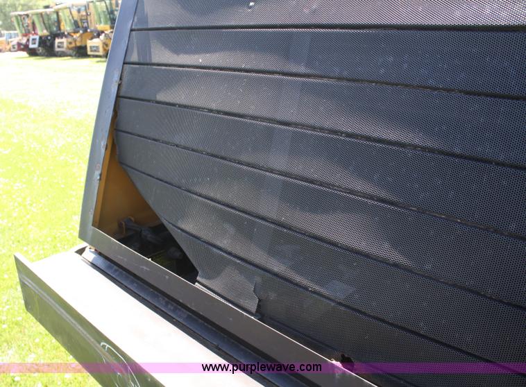 image for item A2022 1996 Caterpillar Challenger 65D tractor