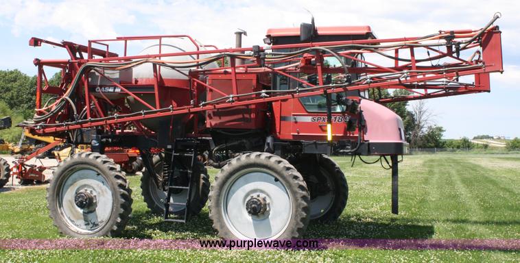 image for item A2023 2000 Case IH Patriot SPX3185 self-propelled sprayer
