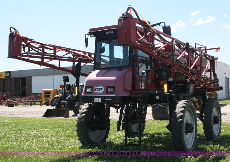 image for item A2023 2000 Case IH Patriot SPX3185 self-propelled sprayer