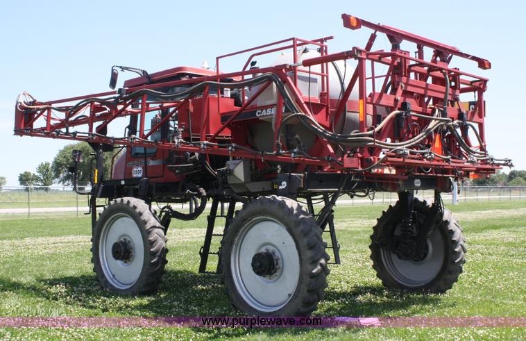 image for item A2023 2000 Case IH Patriot SPX3185 self-propelled sprayer