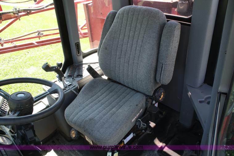 image for item A2023 2000 Case IH Patriot SPX3185 self-propelled sprayer