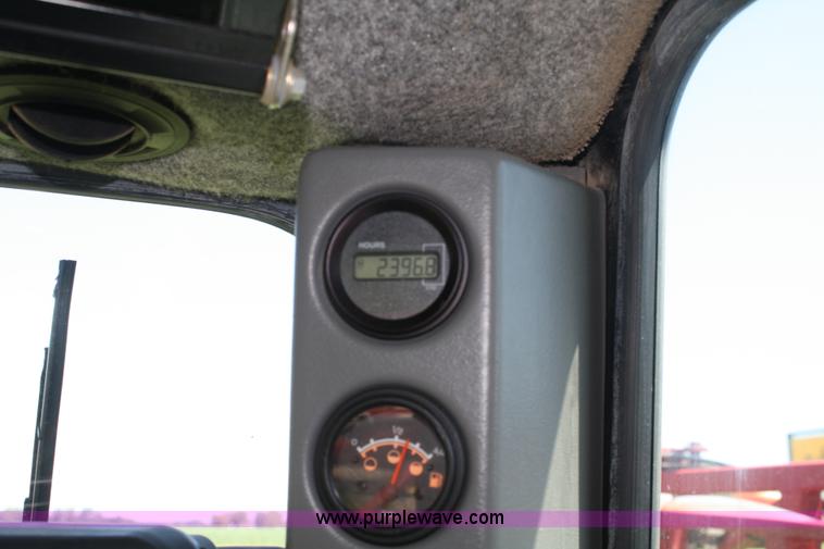 image for item A2023 2000 Case IH Patriot SPX3185 self-propelled sprayer