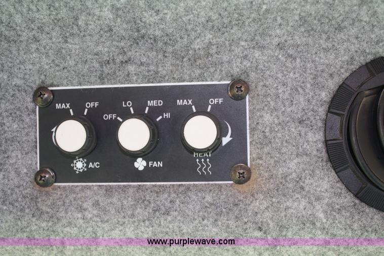 image for item A2023 2000 Case IH Patriot SPX3185 self-propelled sprayer