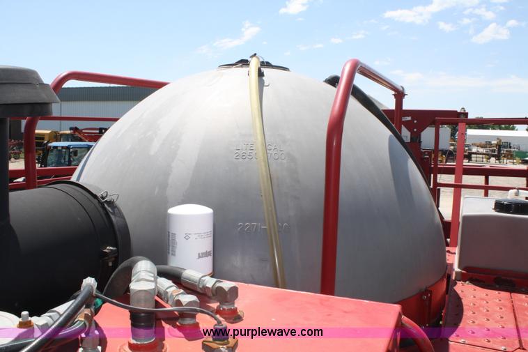 image for item A2023 2000 Case IH Patriot SPX3185 self-propelled sprayer