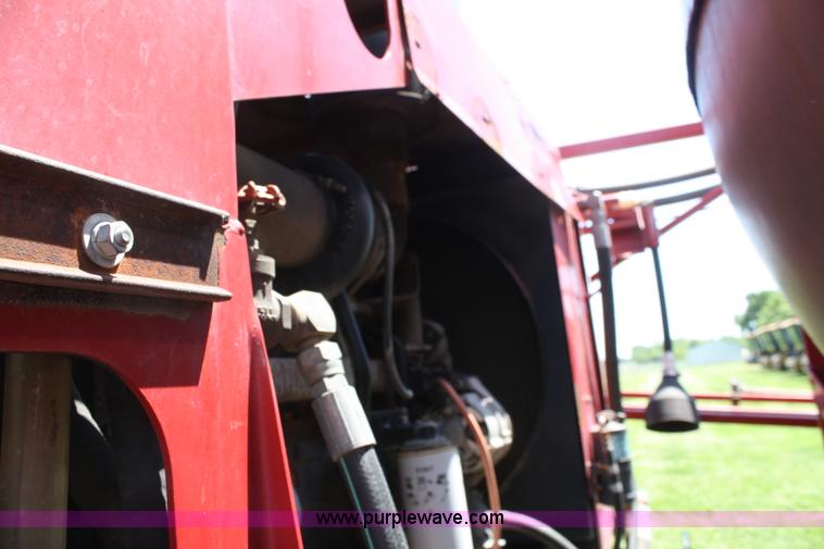 image for item A2023 2000 Case IH Patriot SPX3185 self-propelled sprayer