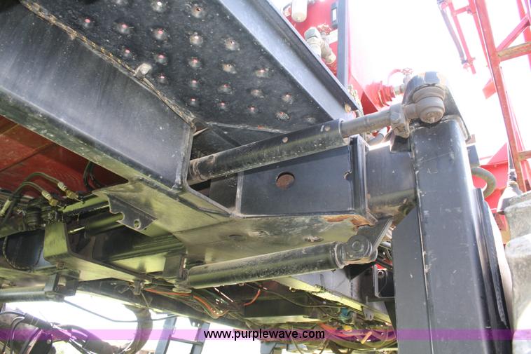 image for item A2023 2000 Case IH Patriot SPX3185 self-propelled sprayer