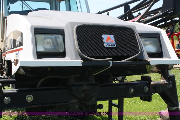 image for item A2024 2000 AGCO Spra-Coupe 4440 sprayer