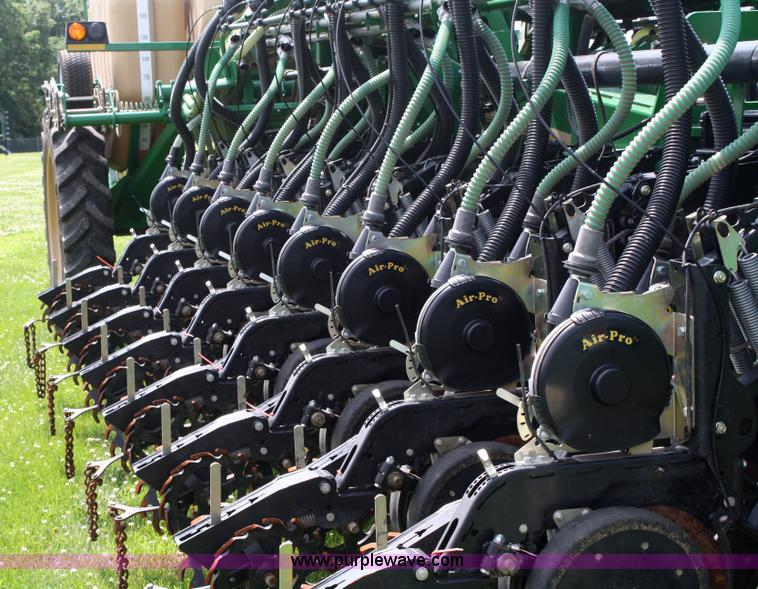 image for item A2028 Great Plains Yield-Pro 1625A planter