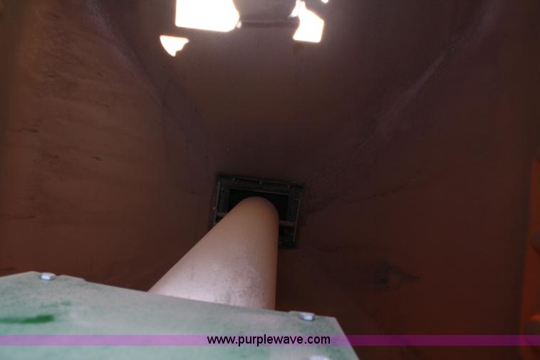 image for item A2028 Great Plains Yield-Pro 1625A planter