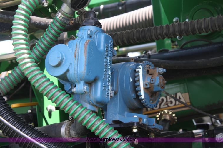 image for item A2028 Great Plains Yield-Pro 1625A planter