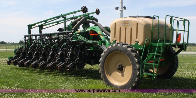image for item A2029 Great Plains Yield-Pro 1625A Twin Row planter
