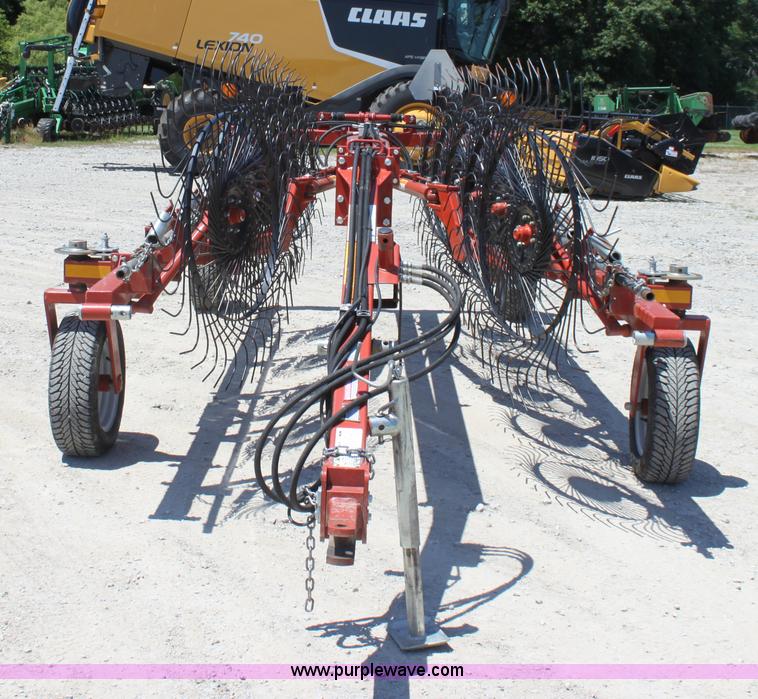 image for item A2037 2009 Rhino BF10 hay rake