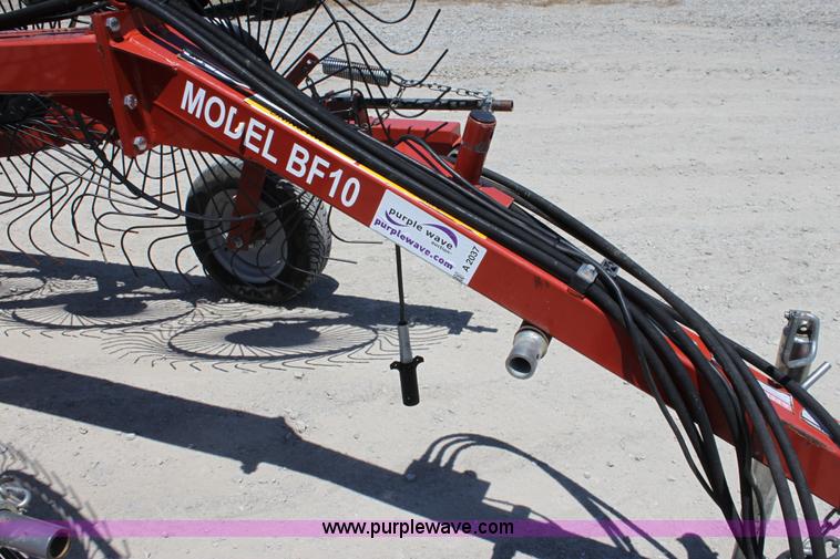 image for item A2037 2009 Rhino BF10 hay rake