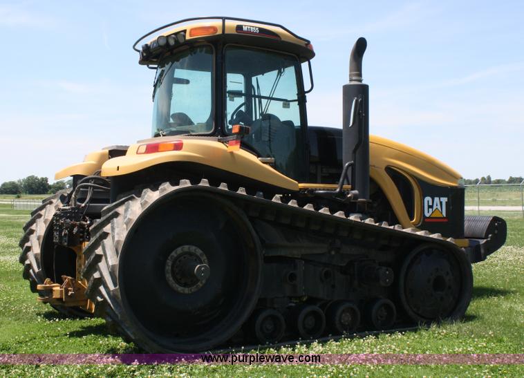 image for item A2043 2003 Caterpillar Challenger MT855 tractor