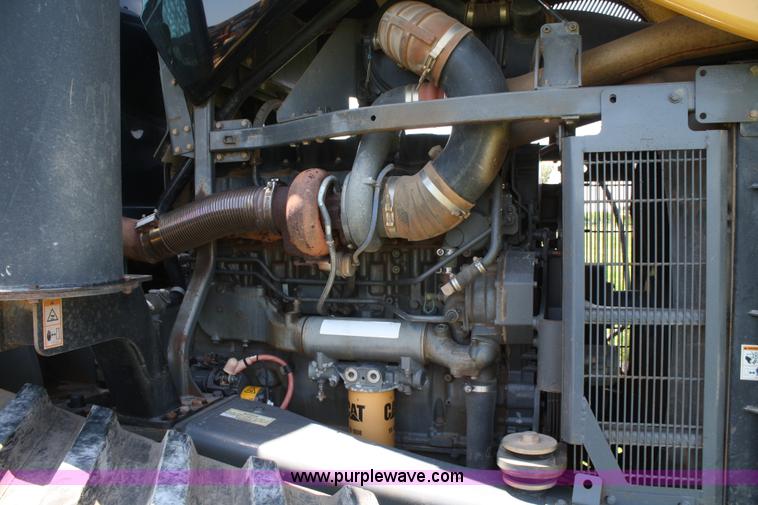 image for item A2043 2003 Caterpillar Challenger MT855 tractor