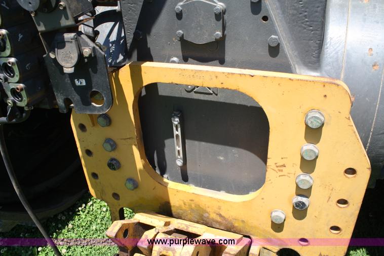image for item A2043 2003 Caterpillar Challenger MT855 tractor