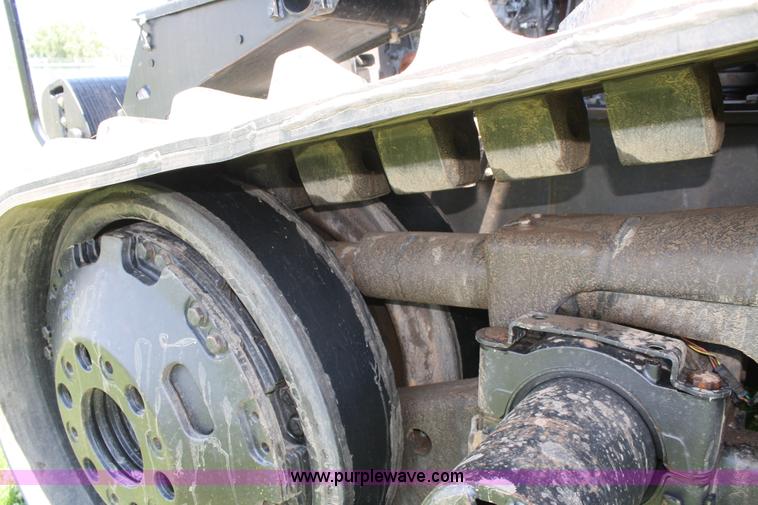 image for item A2043 2003 Caterpillar Challenger MT855 tractor